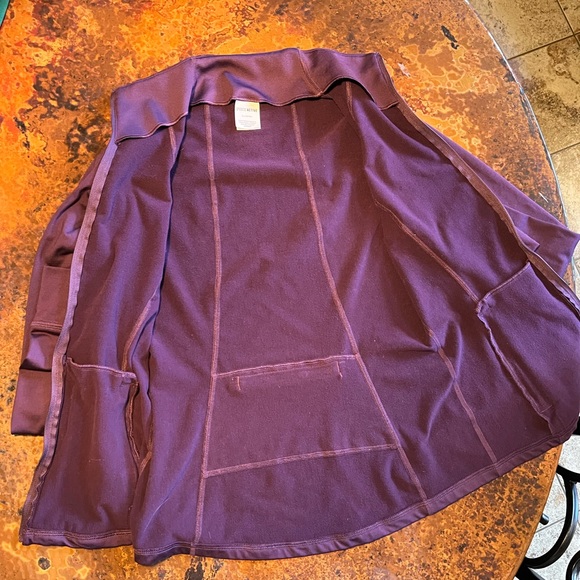 Victoria’s Secret PINK Ultimate Jacket, Medium, Purple, EUC - Picture 3 of 3